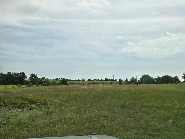 1401 CR 144, Jarrell, TX 76537