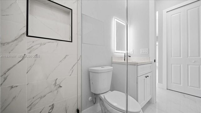 926 WINTERS ST E, Lehigh Acres, FL 33974