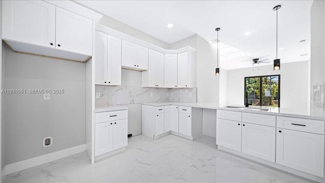 926 WINTERS ST E, Lehigh Acres, FL 33974