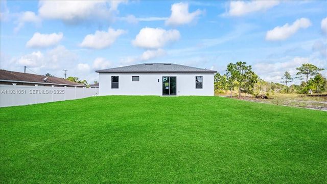 926 WINTERS ST E, Lehigh Acres, FL 33974