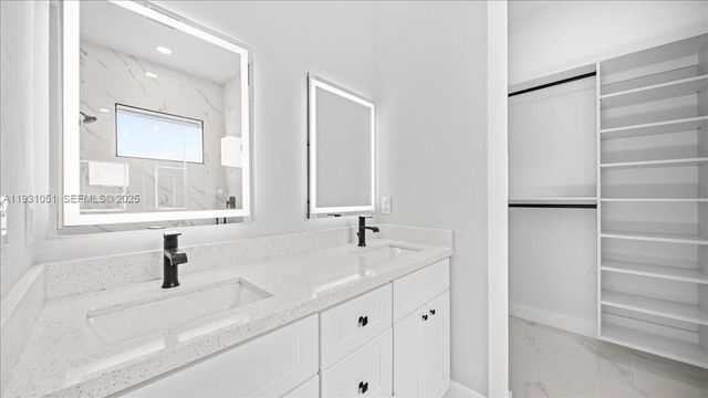 926 WINTERS ST E, Lehigh Acres, FL 33974