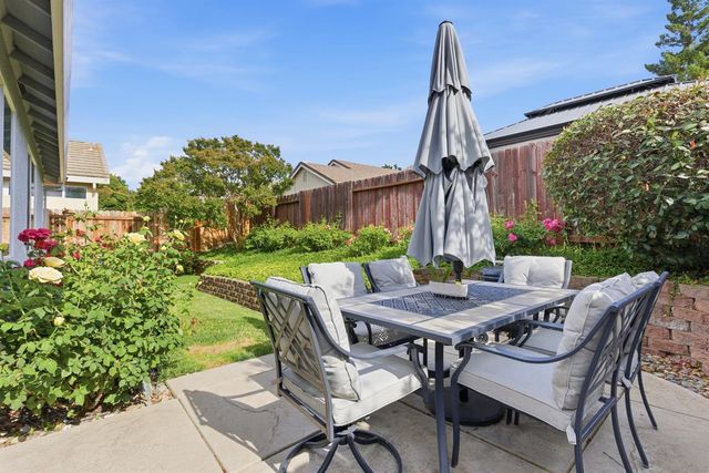 5824 Blue Beech Ct, Antelope, CA 95843