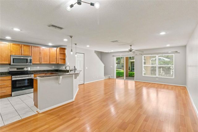 2947 ROYAL TUSCAN LANE, Valrico, FL 33594