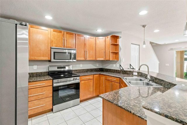 2947 ROYAL TUSCAN LANE, Valrico, FL 33594