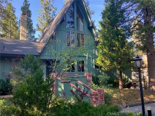 180 Grass Valley 42, Lake Arrowhead, CA 92352