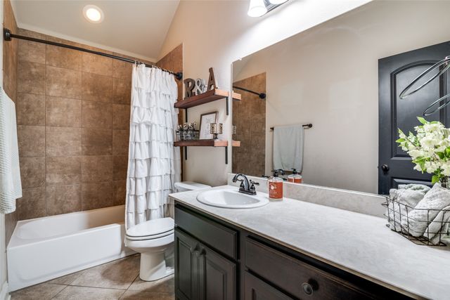 114 Hillcrest Way, Crandall, TX 75114