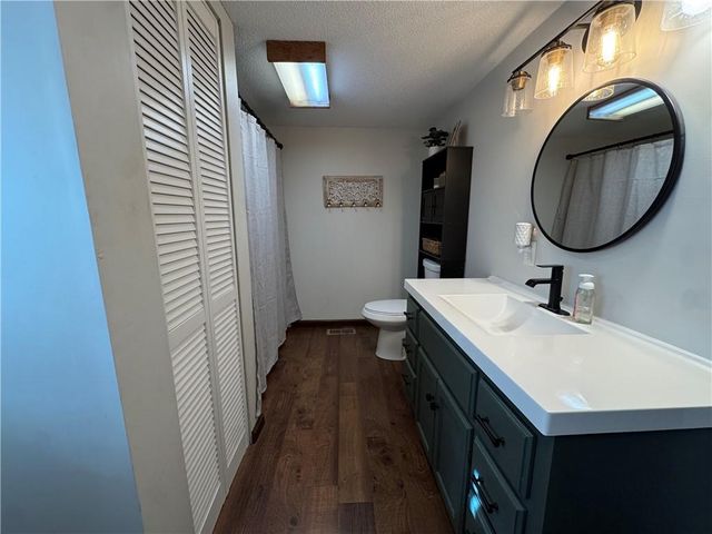 302 E 3rd Street, Scammon, KS 66773