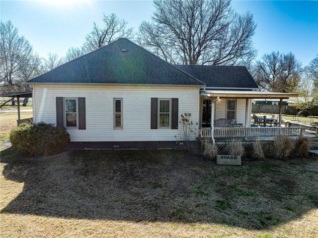 302 E 3rd Street, Scammon, KS 66773