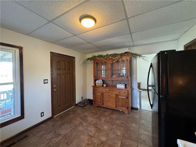 302 E 3rd Street, Scammon, KS 66773