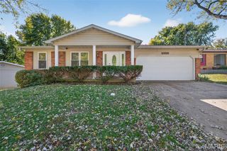 11818 Smoke Rise Court, Maryland Heights, MO 63043