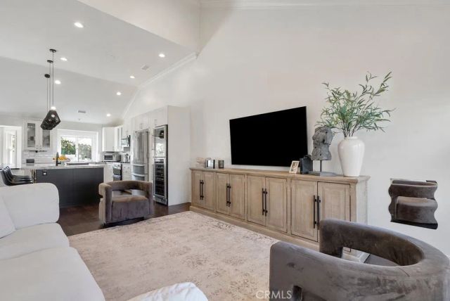 7049 Armstrong Place, Rancho Cucamonga, CA 91701