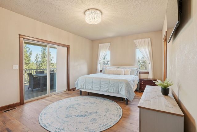 10503 N Alberta Cir, Spokane, WA 99208