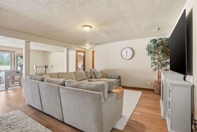10503 N Alberta Cir, Spokane, WA 99208