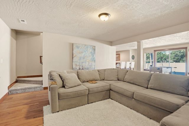 10503 N Alberta Cir, Spokane, WA 99208
