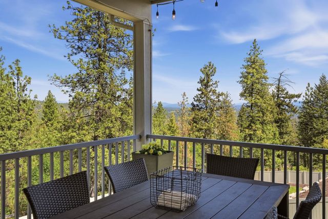 10503 N Alberta Cir, Spokane, WA 99208