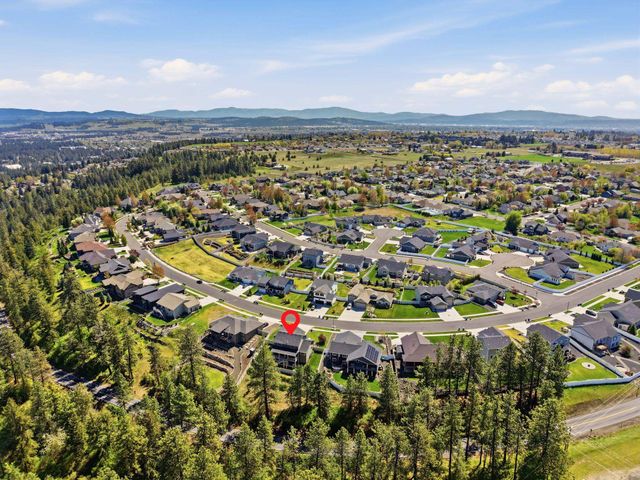 10503 N Alberta Cir, Spokane, WA 99208