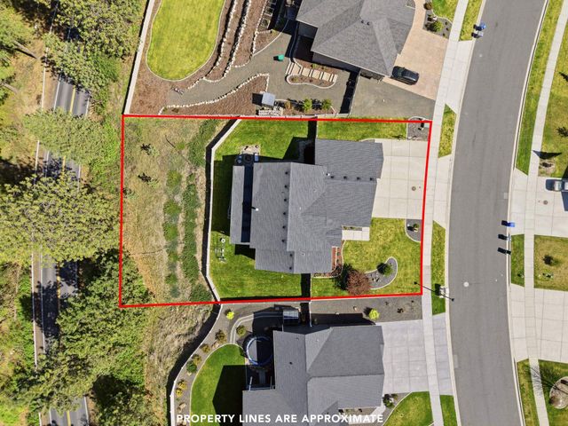 10503 N Alberta Cir, Spokane, WA 99208