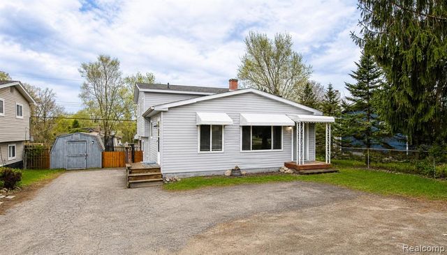 8670 N Eston Road, Clarkston, MI 48348