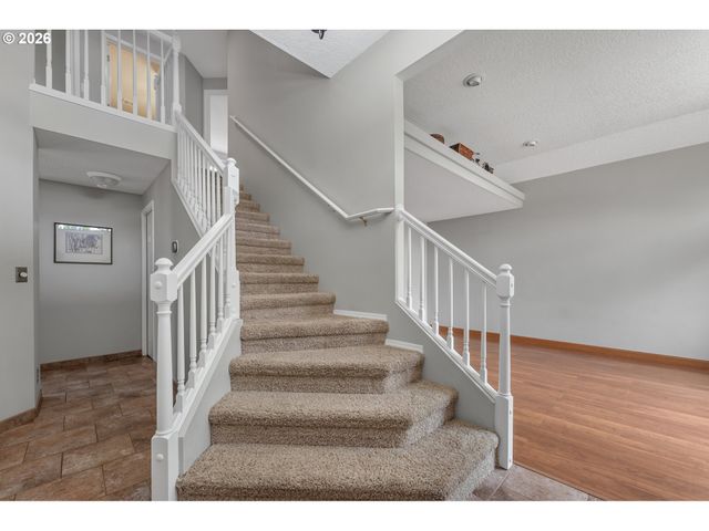 2403 Se 180TH Ct, Vancouver, WA 98683