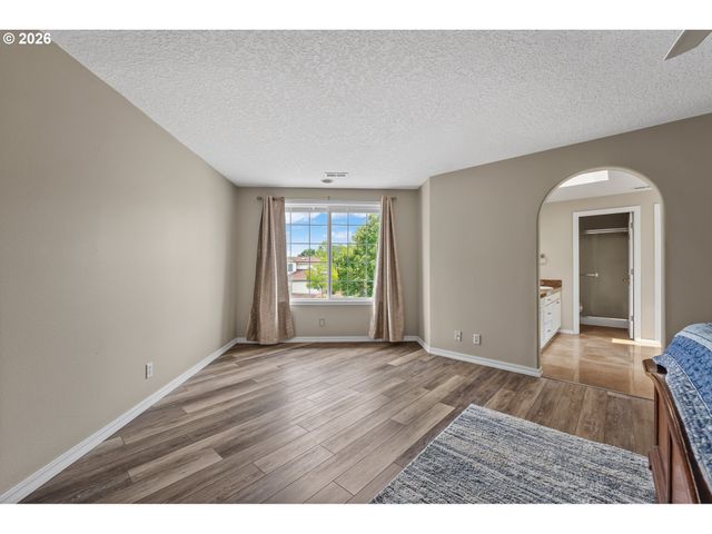2403 Se 180TH Ct, Vancouver, WA 98683