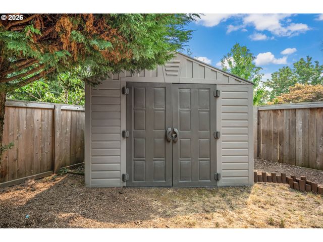 2403 Se 180TH Ct, Vancouver, WA 98683
