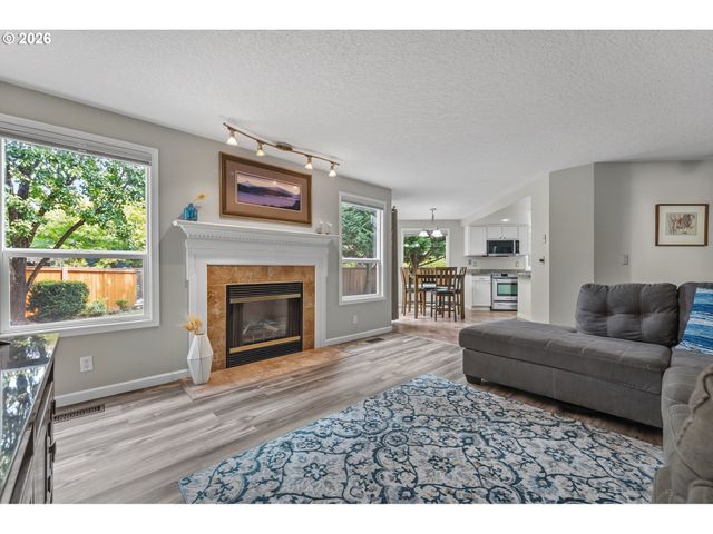 2403 Se 180TH Ct, Vancouver, WA 98683
