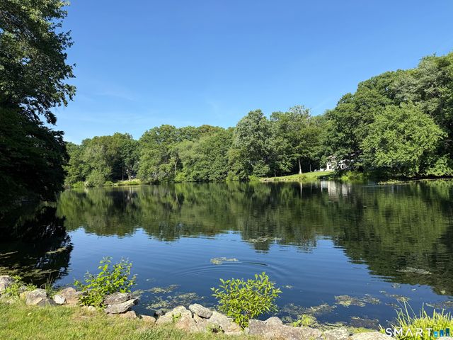 511 Hunting Ridge Road, Stamford, CT 06903