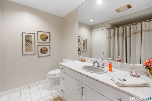 511 Hunting Ridge Road, Stamford, CT 06903
