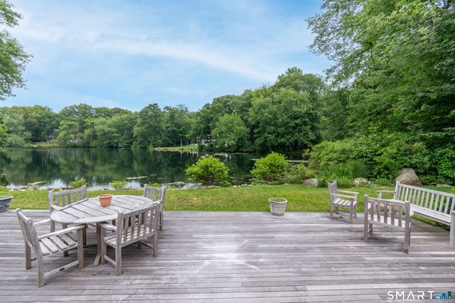 511 Hunting Ridge Road, Stamford, CT 06903