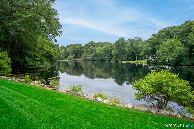 511 Hunting Ridge Road, Stamford, CT 06903