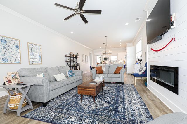 1128 ESSEX DRIVE, Benton, AR 72019
