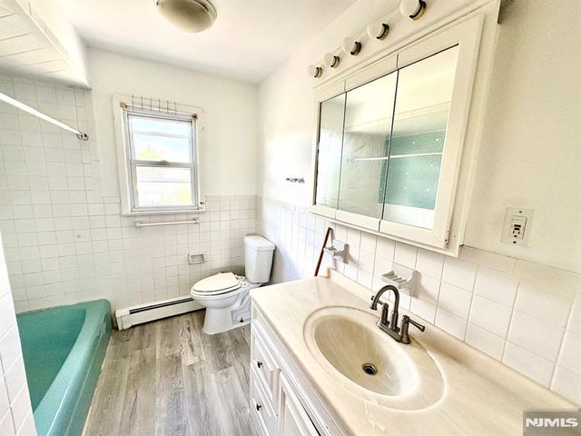 78 Arlington Avenue, Clifton, NJ 07011