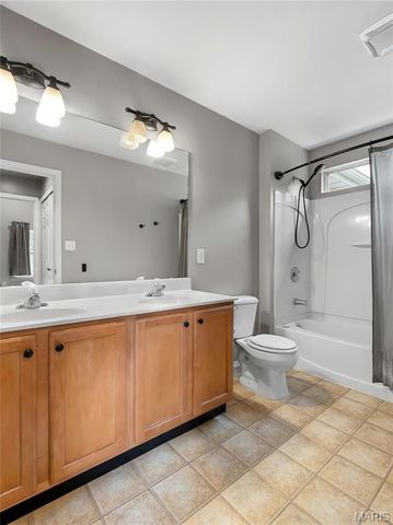 836 Wayland Drive, O'fallon, MO 63366