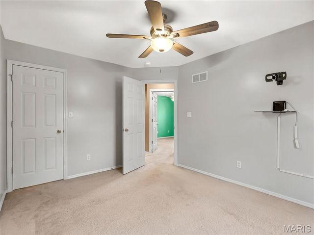 836 Wayland Drive, O'fallon, MO 63366