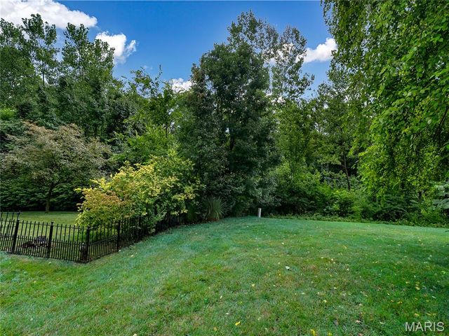 836 Wayland Drive, O'fallon, MO 63366