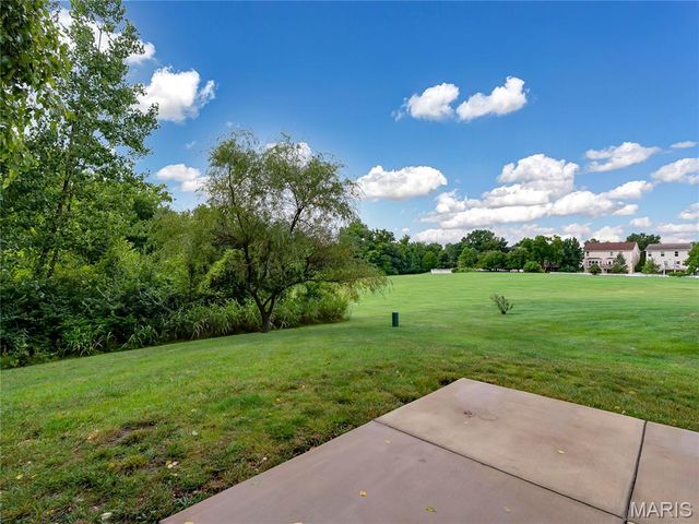 836 Wayland Drive, O'fallon, MO 63366
