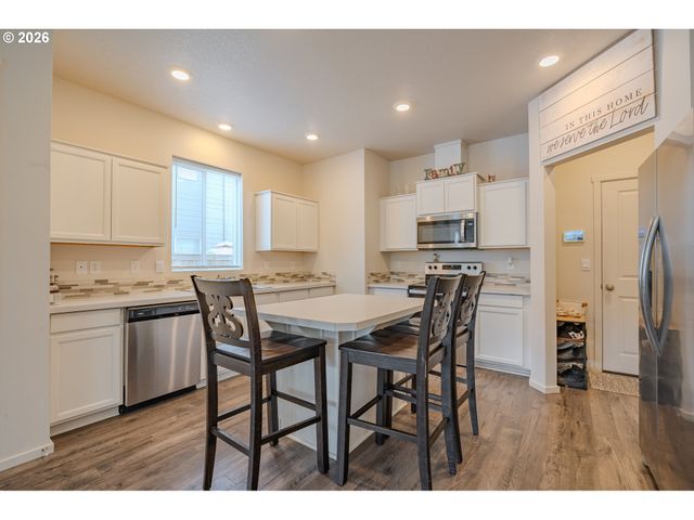 433 Ne 71ST St, Vancouver, WA 98665