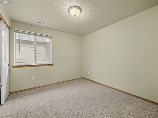 2340 Se 112TH Ave, Portland, OR 97216