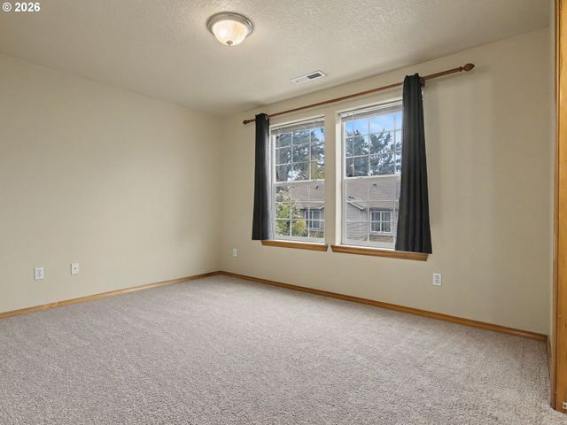 2340 Se 112TH Ave, Portland, OR 97216