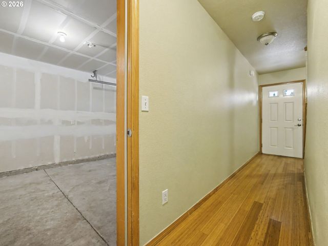 2340 Se 112TH Ave, Portland, OR 97216