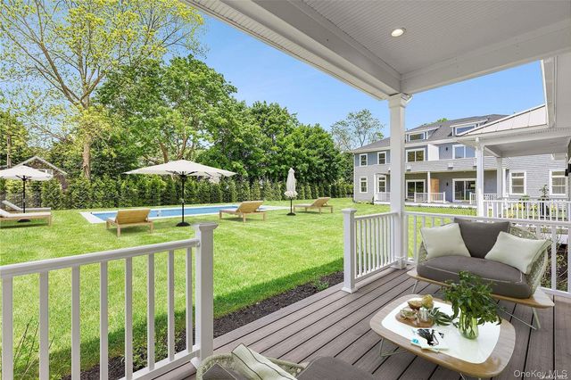 21 Montauk Highway 7, Westhampton, NY 11977