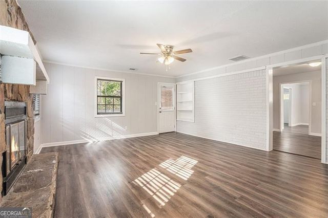 4229 ROCKBRIDGE HEIGHTS Drive, Stone Mountain, GA 30083