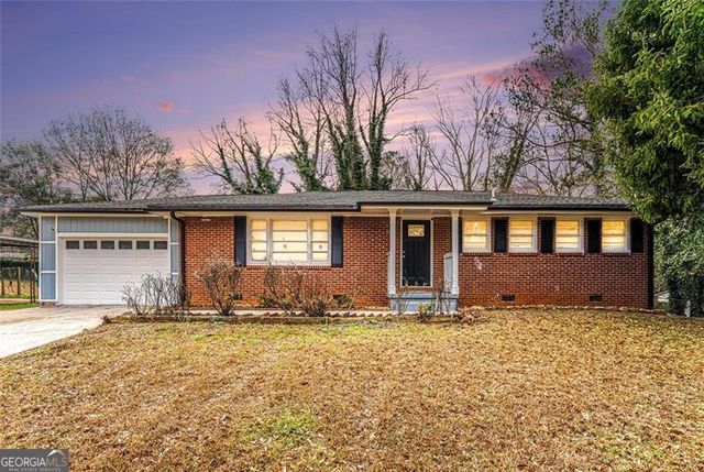 4229 ROCKBRIDGE HEIGHTS Drive, Stone Mountain, GA 30083