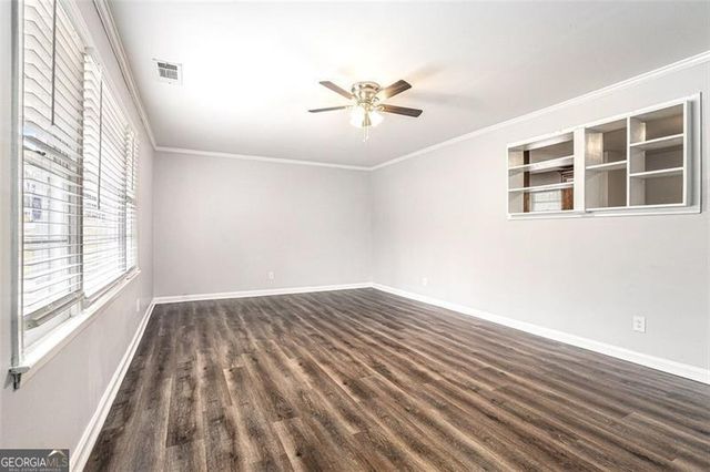 4229 ROCKBRIDGE HEIGHTS Drive, Stone Mountain, GA 30083