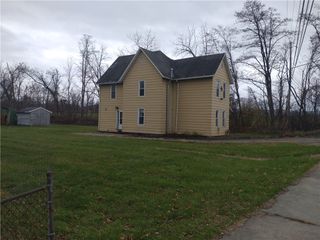 852 East Avenue, Elmira City, NY 14901
