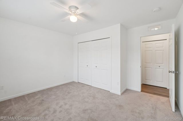 10324 Swan Lake Circle, Ypsilanti Charter Township, MI 48197