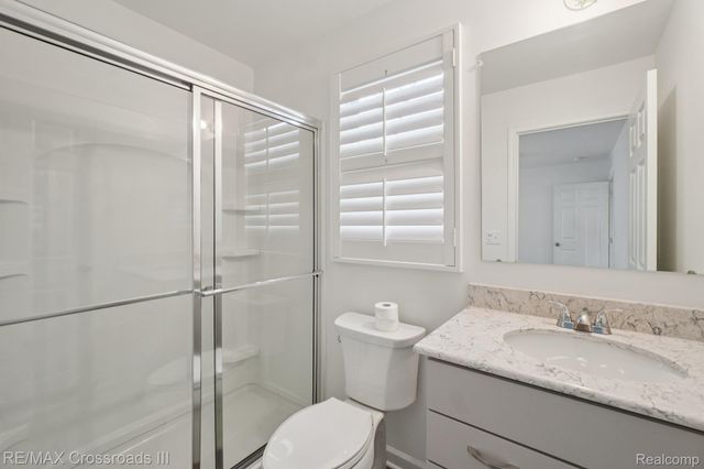 10324 Swan Lake Circle, Ypsilanti Charter Township, MI 48197