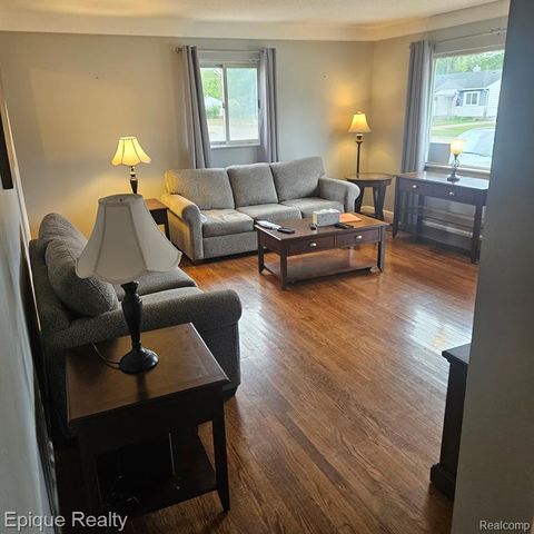 14337 Leonard Avenue, Warren, MI 48089