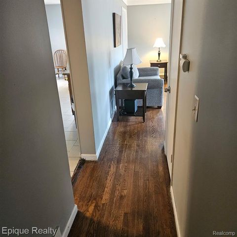 14337 Leonard Avenue, Warren, MI 48089