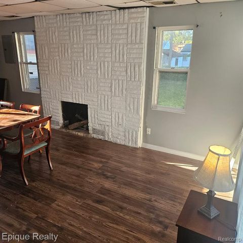 14337 Leonard Avenue, Warren, MI 48089